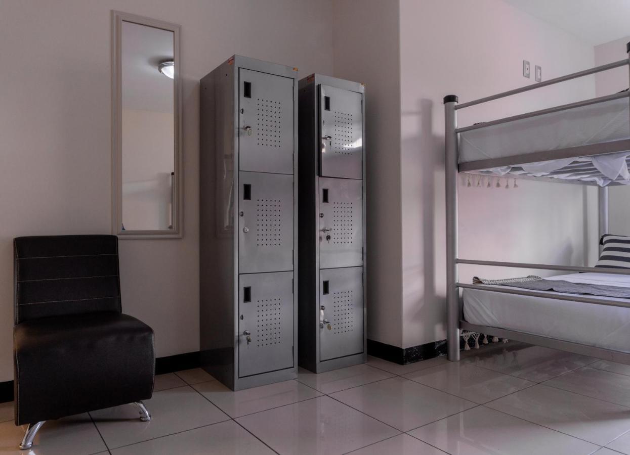 Esencia Hostal Terminal オアハカ州 エクステリア 写真