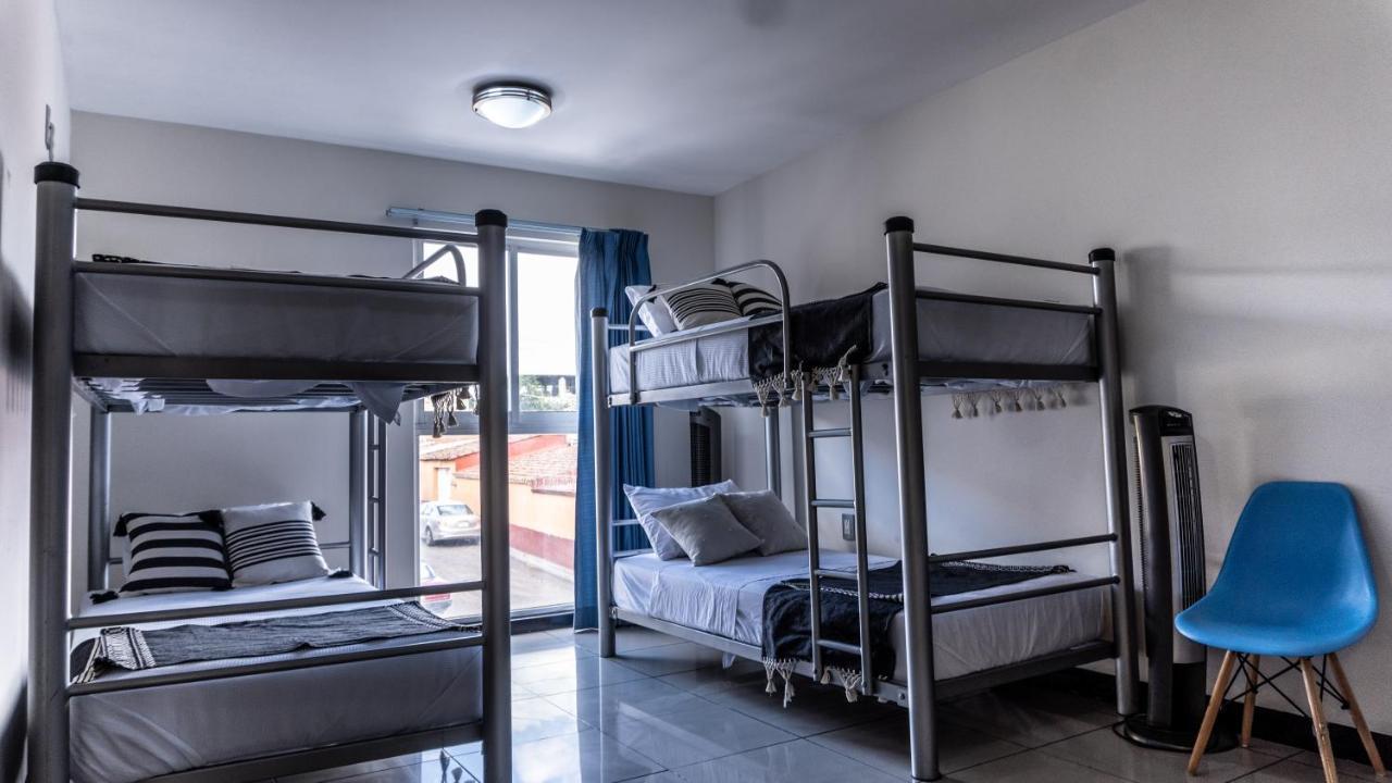 Esencia Hostal Terminal オアハカ州 エクステリア 写真